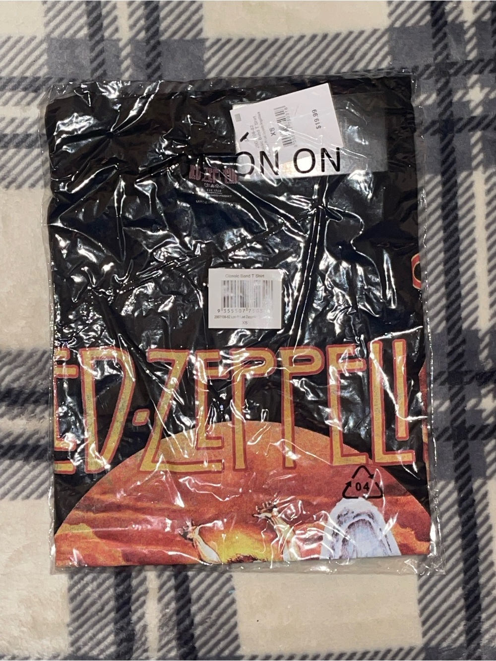 Led Zeppelin Black Graphic Band Tee